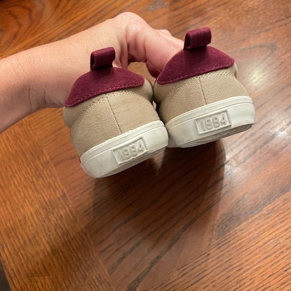 Boys Casual Velcro Sneakers - Picture 4 of 6